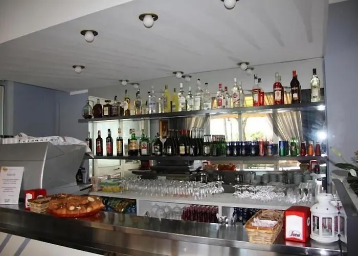Esperia Beach Hotel